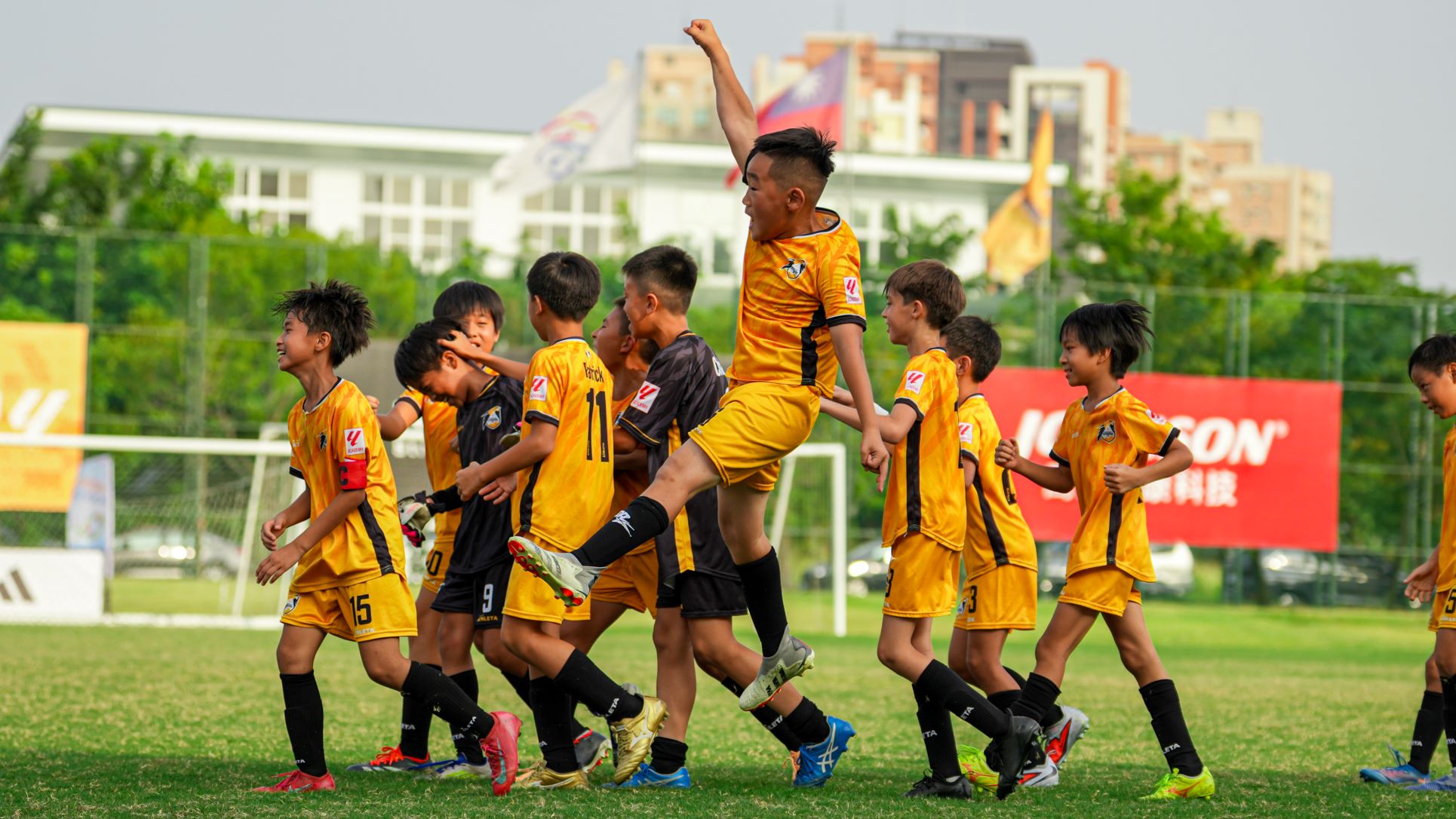 高雄Attackers FC激戰PK奪勝，拿下第三張全國賽門票。（圖：台灣山葉機車提供） 